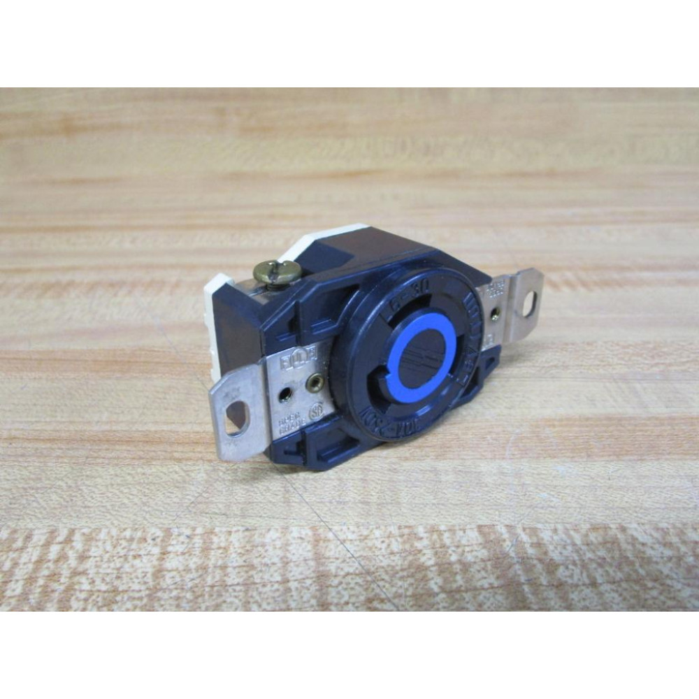 Leviton 2620 Receptacle L630 30A 250V - Used