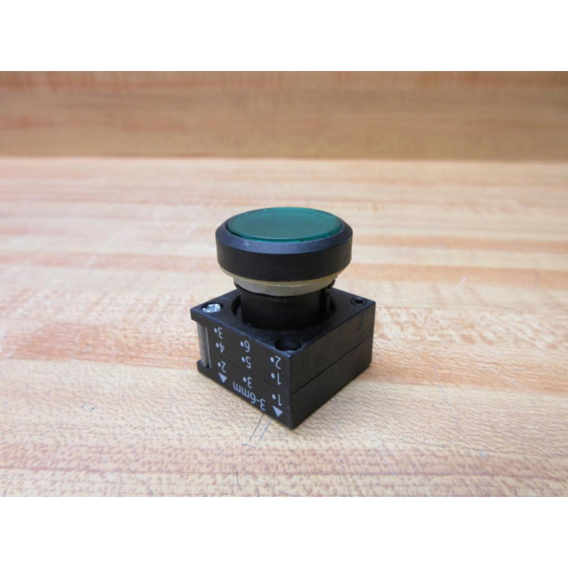 Siemens 3SB3 001-0AA41 Green Button 3SB30010AA41 WBase - New No Box