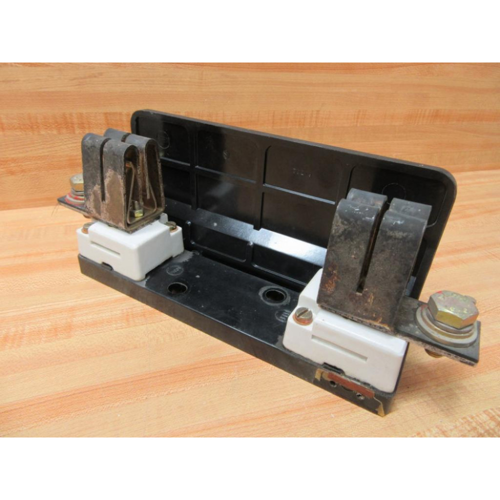 EFEN 30219 Fuse Block - Used