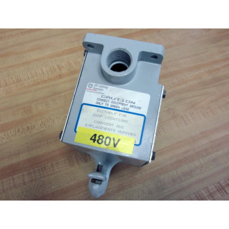 GE  General Electric Lighting Systems LRHB480 Locking Receptacle Hook Box - New No Box
