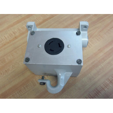 GE  General Electric Lighting Systems LRHB480 Locking Receptacle Hook Box - New No Box