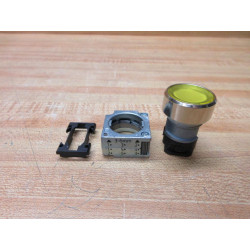 Siemens 3SB3501-0AA31 Yellow Button WHolder - New No Box