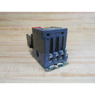 Square D 8536-SA012 Schneider Electric Starter 8536-SAO12 - Used