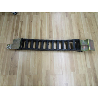Igus 4040C.01.135 E-Chain 4040C.02.135 59" Length WBrackets - Used