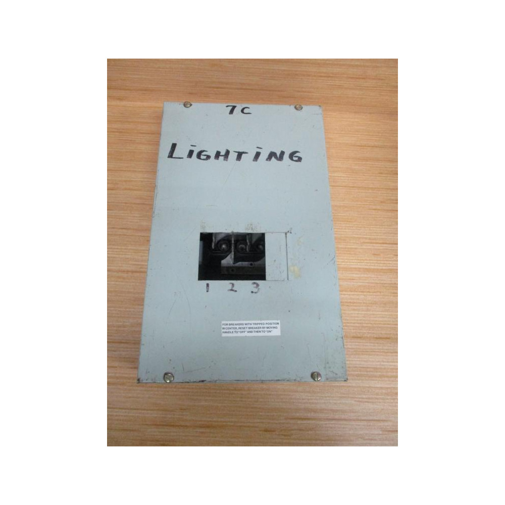 Crouse Hinds LC004NS Load Center - Used