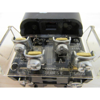 Allen Bradley 800T-FXNQ24GA1 Illuminated Push Button