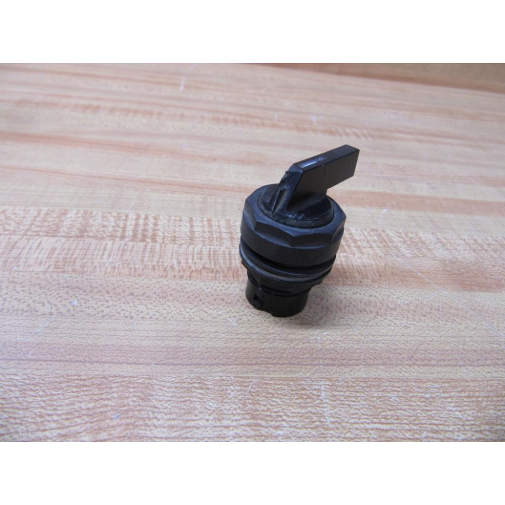 Cutler Hammer E22VBE1 Eaton 2-Pos Selector Switch - Used