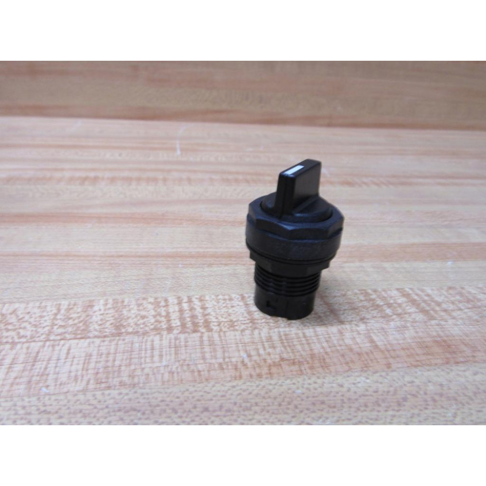 Cutler Hammer E22XL1 Eaton 3-Pos Selector Switch - New No Box Cutler Hammer E22XL1 Eaton 3-Pos Selector Switch - New No Box