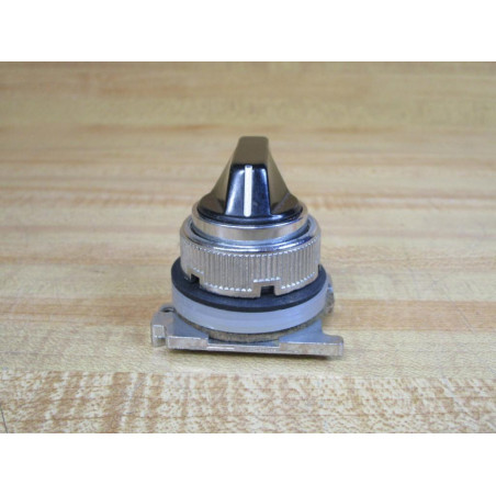 Cutler Hammer 10250T3042 Eaton Selector Switch - New No Box