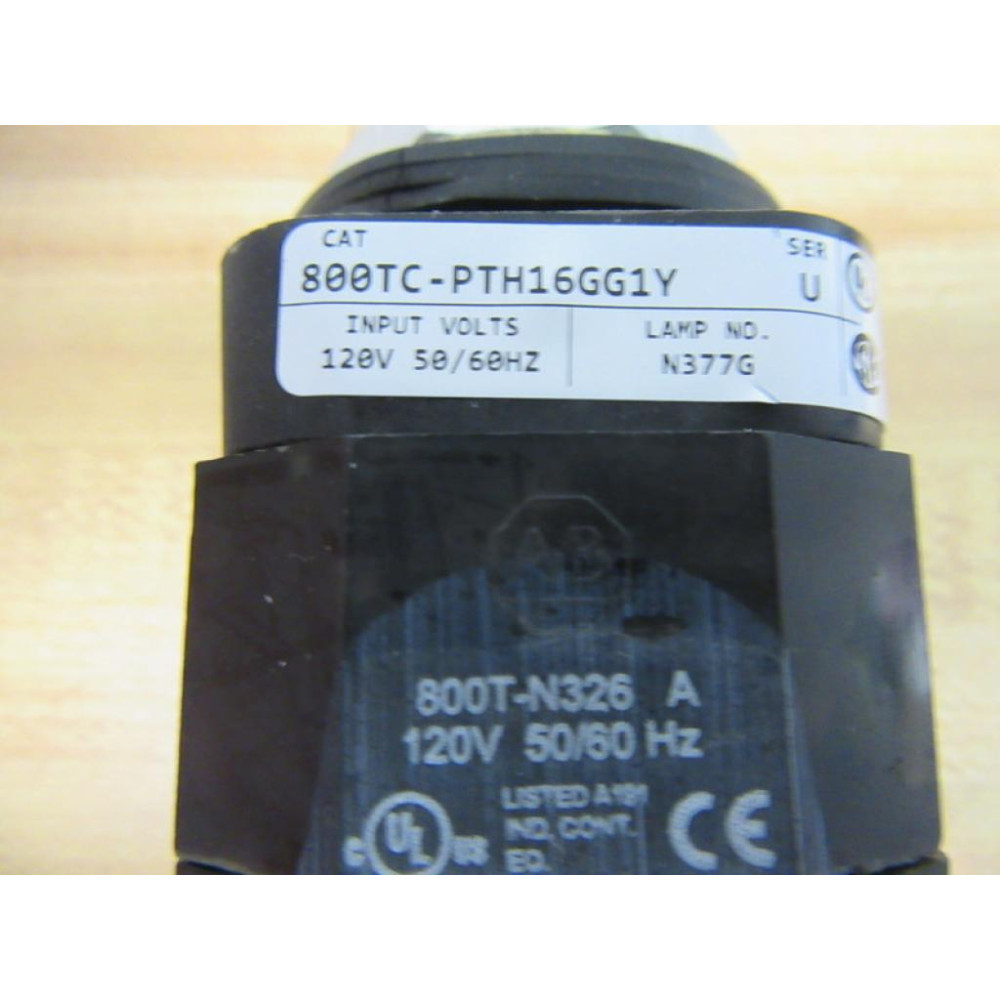 Allen Bradley 800TC-PTH16GG1Y Pilot Light Switch - New No Box