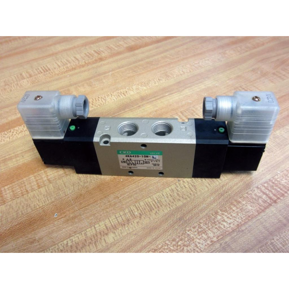 CKD 4KA420-10N-L Solenoid Valve 4KA42010NL - New No Box