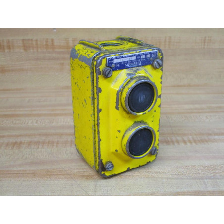 Square D 9001-B42-S15 Schneider Electric Pushbutton Station - Used