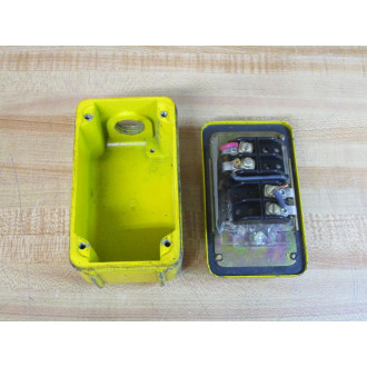 Square D 9001-B42-S15 Schneider Electric Pushbutton Station - Used