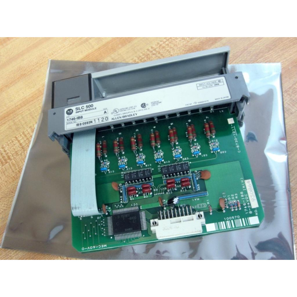 Allen Bradley 1746-IB8 Input Module 1746-1B8 Ser.A - Used Allen Bradley 1746-IB8 Input Module 1746-1B8 Ser.A - Used