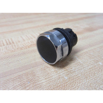 Cutler Hammer E22P1 Non-Illuminating Flush Pushbutton (Pack of 2) - Used