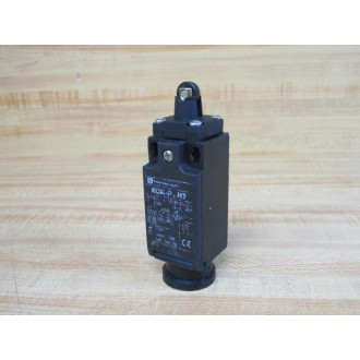 Schneider Telemecanique XCK-PH7 Limit Switch XCK-P...H7 - Used