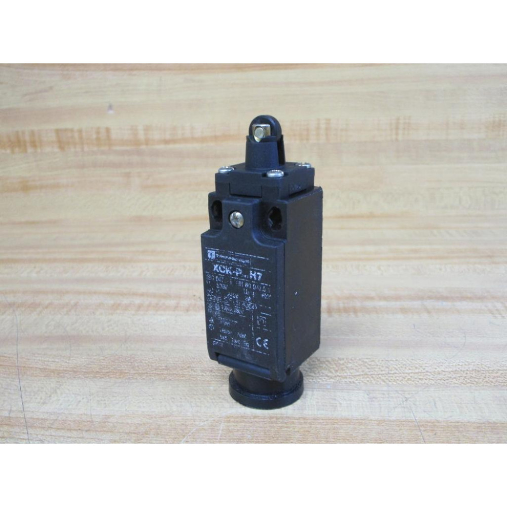 Schneider Telemecanique XCK-PH7 Limit Switch XCK-P...H7 - Used