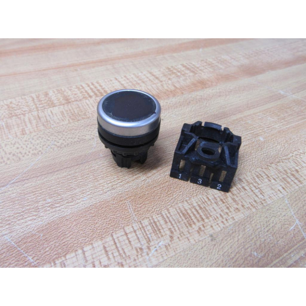 Eaton RD-01 KlocknerMoeller Push Button RD01 (Pack of 3) - Used