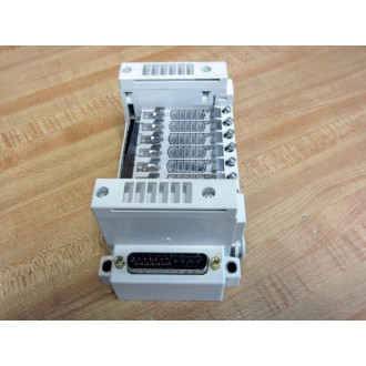 SMC VV5Q11-C01-07-DAL01096 Manifold Base VV5Q11C0107DAL01096 - New No Box