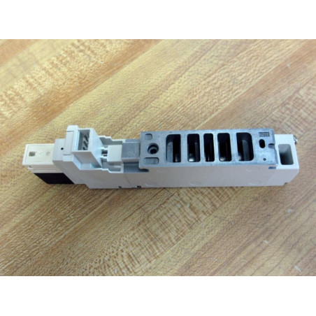 SMC VQ2101N-5 Solenoid Valve VQ2101N5 - New No Box