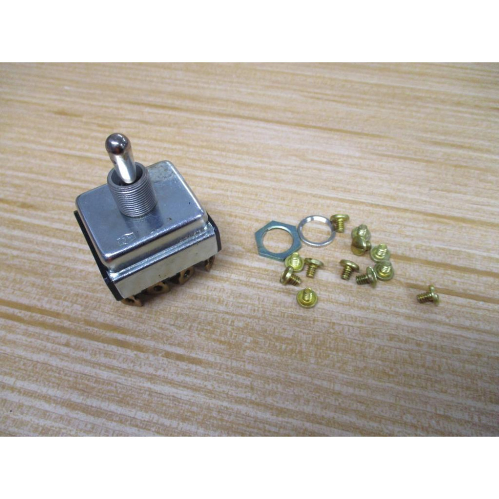 Cutler Hammer 0118 Toggle Switch - New No Box