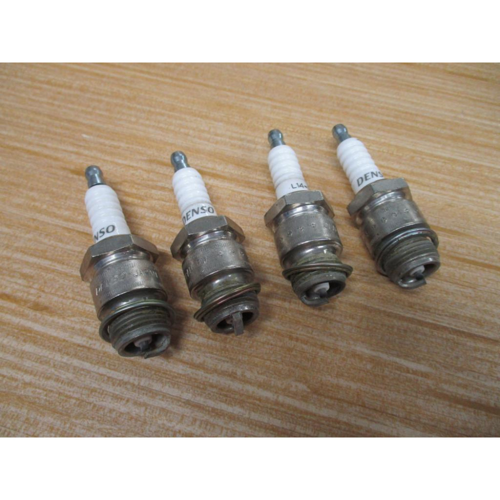 Denso L14-U Spark Plug L14U (Pack of 4) - New No Box