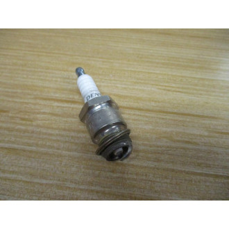Denso L14-U Spark Plug L14U (Pack of 4) - New No Box