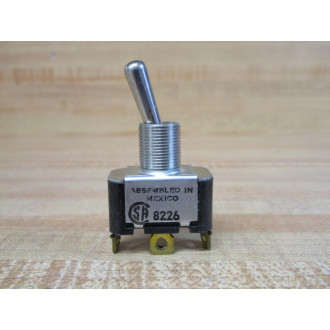 Crouse - Hinds 82602 Arrow Hart Toggle Switch 8226