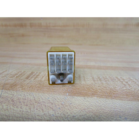 IDEC RY4S-UL-DC24V Relay RY4S-UL-24V DC 24VDC - Used