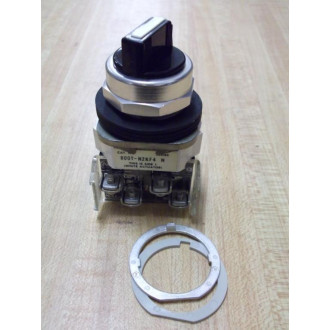 Allen Bradley 800T-N2KF4B Selector Switch Ser. T, W (2) 800T-XA