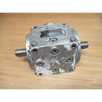 ZAE W 110 000300 Gearbox W 110 000300 521465 - Used