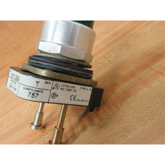 Allen Bradley 800T-QB24G Push Button Green - Used