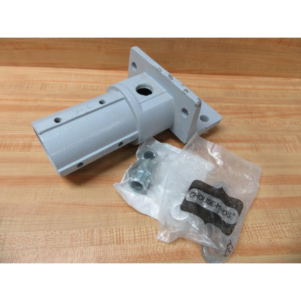 Cooper Crouse Hinds SFA6 Slipfitter Adapter - New No Box Cooper Crouse Hinds SFA6 Slipfitter Adapter - New No Box