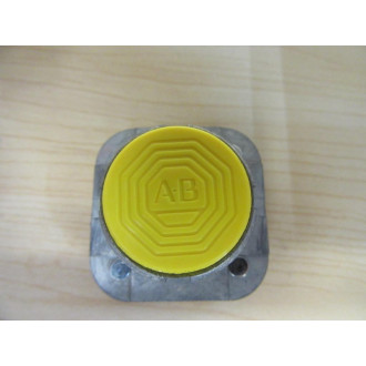Allen Bradley 800T-A9D1 Push Button Yellow Core Only