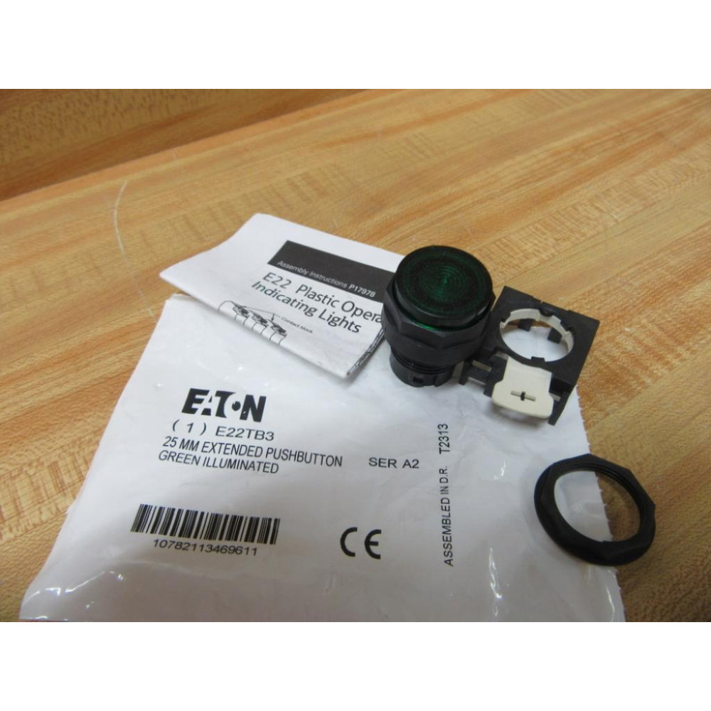 Eaton E22TB3 Cutler Hammer Green Push Button
