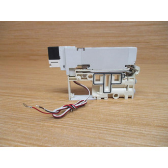 SMC VQ2101N-5 Solenoid Valve VQ2101N5 W Manifold - New No Box