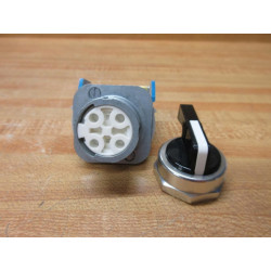 Allen Bradley 800T-J17AR Selector Switch 800TJ17AR