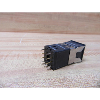 Dialight 554-6221-411 Pushbutton Switch 5546221411 WO Lens - New No Box