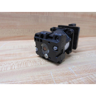 Schneider K1A0010 Cam Switch - New No Box