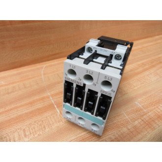 Siemens 3RT1025-1BB40 Motor Starter Contactor  3RT10251BB40
