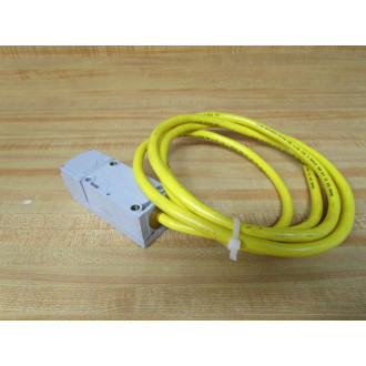 Allen Bradley 802PR-LABR2-08 Proximity Switch 802PRLABR208 - Used