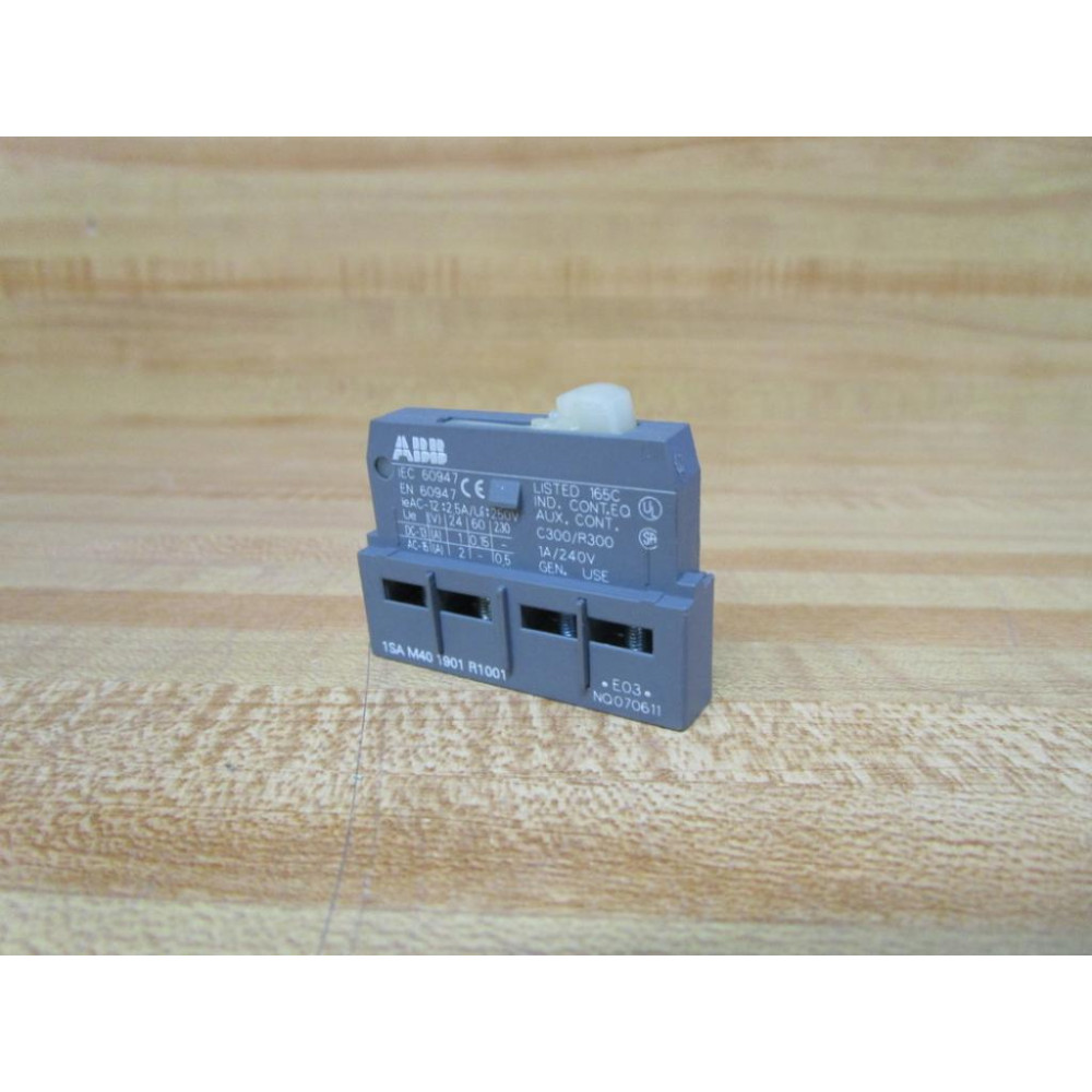 Asea Brown Boveri 1SAM401901R1001 ABB Auxiliary Contact Block - New No Box