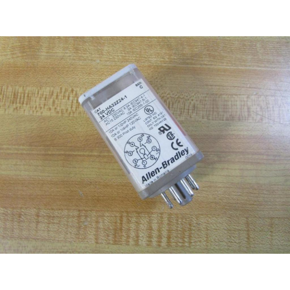 Allen Bradley 700-HA32Z24-1-24V DC Relay 700-HA32Z24-1-24VDC Series C - Used