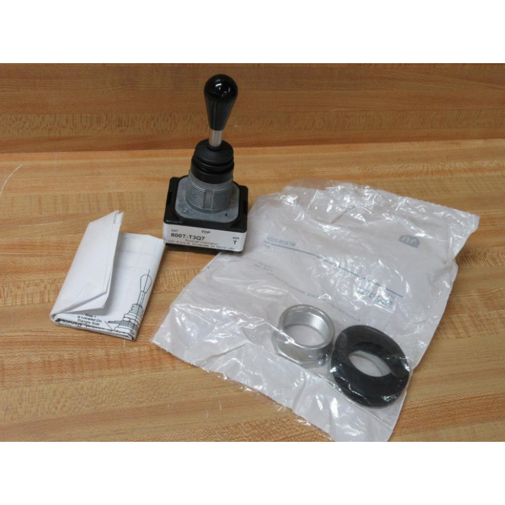 Allen Bradley 800T-T3Q7 Toggle Switch 800TT3Q7 WMounting Hardware - New No Box Allen Bradley 800T-T3Q7 Toggle Switch 800TT3Q7 WMounting Hardware - New No Box