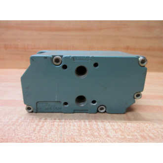 ARO 5241 33 02 Valve 52413302 - Used