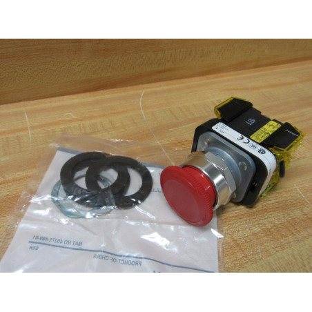 Allen Bradley 800TC-FXT6A5S Red Button W(2) 800TC-XD4S
