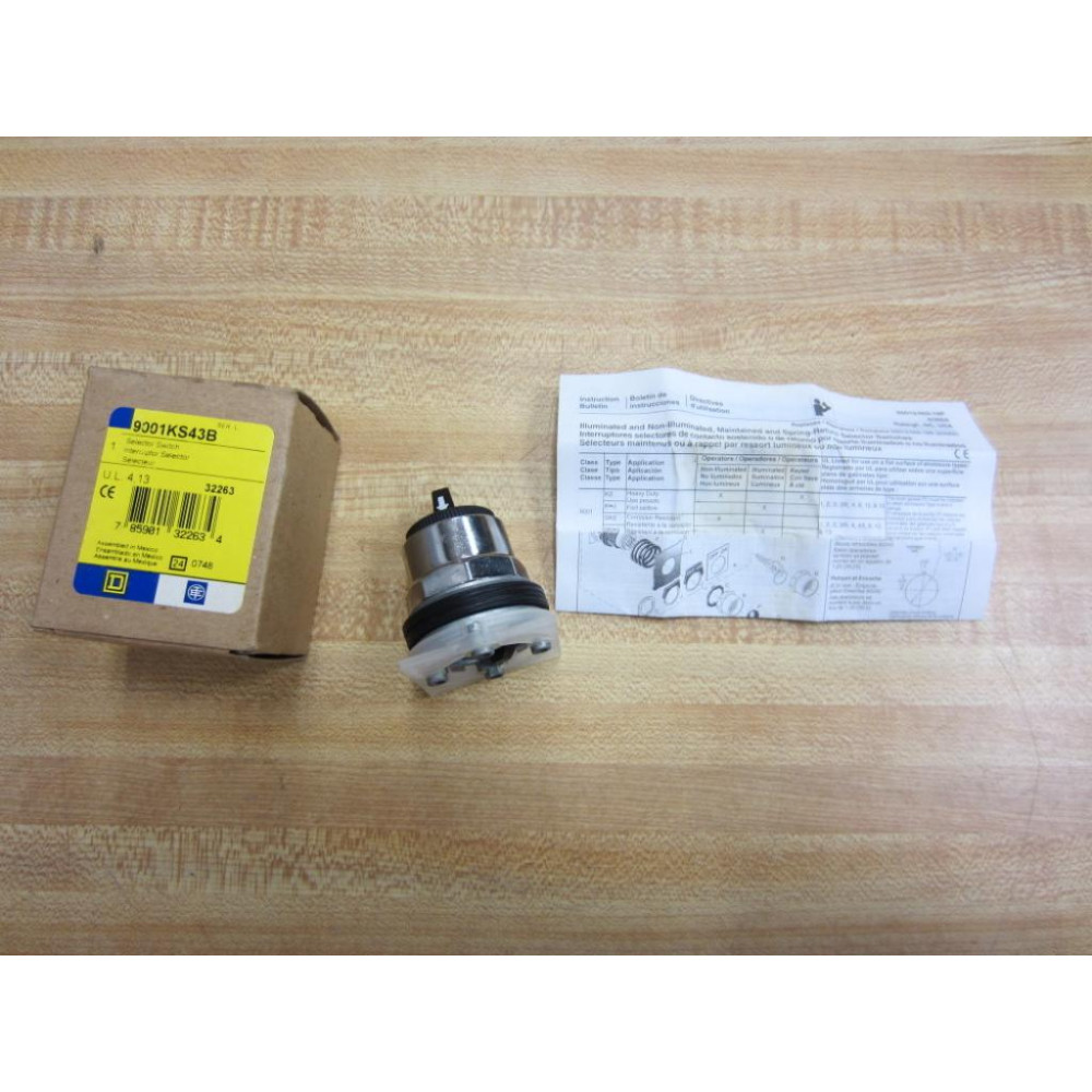 Square D 9001-KS43B Switch  9001KS43B 3 Pos. Series L