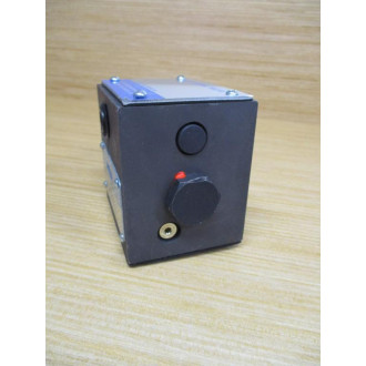Vickers 879152 DG4S4 0131B U B 60 Directional Valve - New No Box