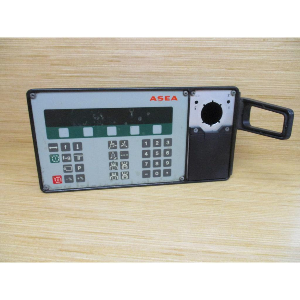 Asea Brown Boveri YB161100-BB2 Teach Pendant  DSQ 118 Enclosure Only - Used