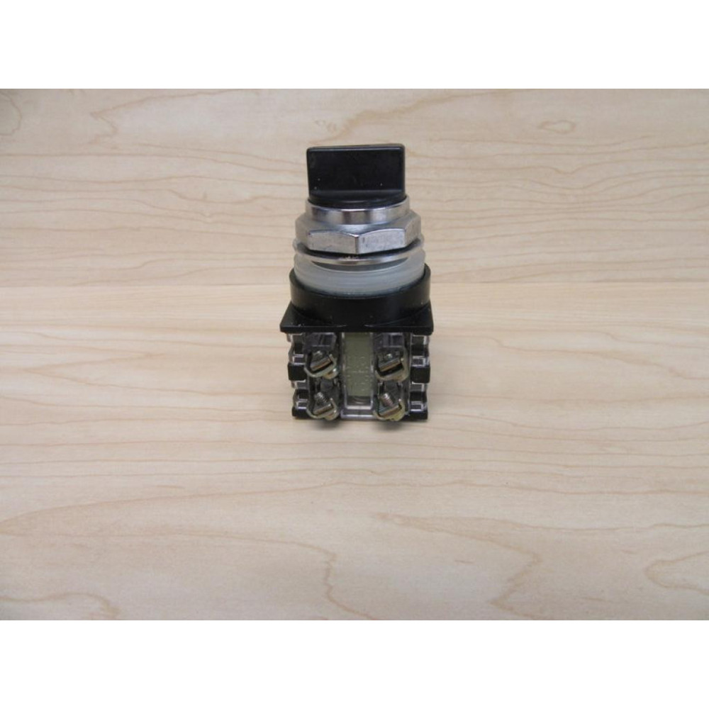 General Electric CR104PSG34B91 Selector Switch GE - Used
